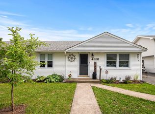 4631 W 88th St, Hometown, IL