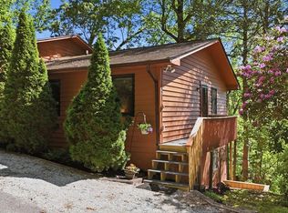 71 Golf Vista Dr, Franklin, NC 28734