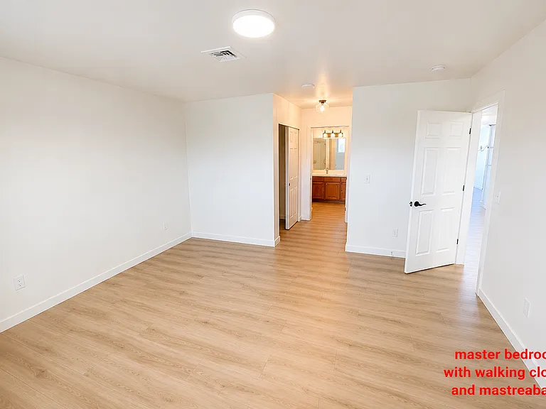 3201 Pacific Ave #907 — Photo 18