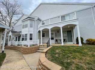 235 Tulip Ln, Freehold, NJ 07728