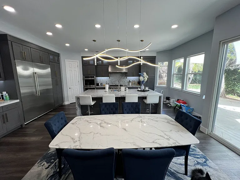 1836 E Bolinger Cir — Photo 14