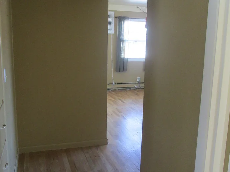 408 Ramona Ave — Photo 13