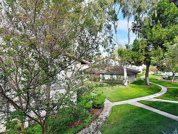 5th image of 9862 Steamboat Dr