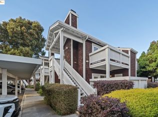 135 Marina Lakes Dr, Richmond, CA 94804