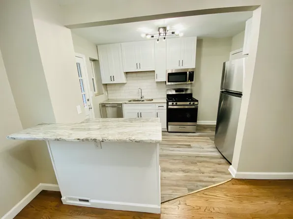 1575 Waltham Rd, Columbus, OH 43221