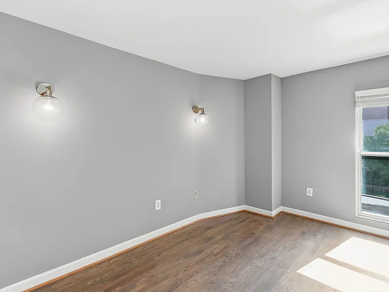 601 Pennsylvania Ave NW #211 — Photo 7