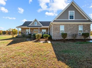 2269 Lodge Hall Rd, Bowling Green, KY 42101