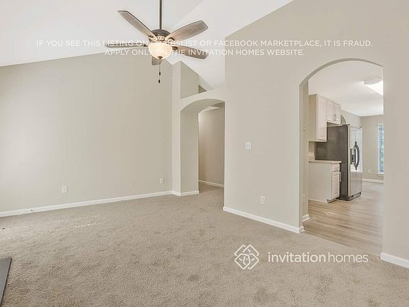 5th image of 352 The Gables Dr