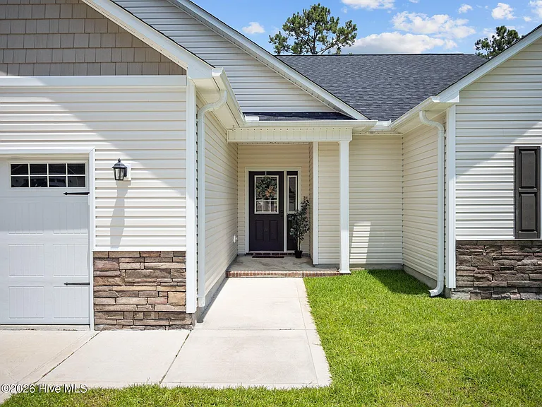 251 Breakwater Dr — Photo 13