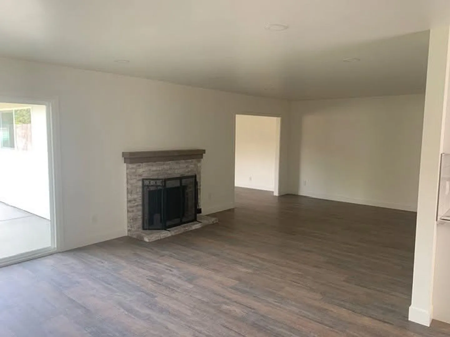 Home for Rent in Rosemont Park Sacramento! — Photo 4