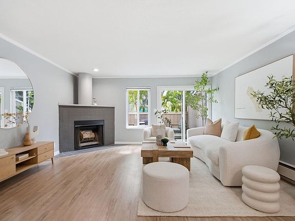 4th image of 165 Okeefe St APT 9