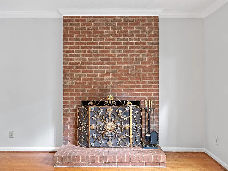 305 Old Fox Trl — Photo 9