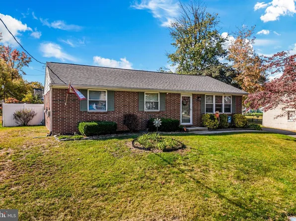 843 New Jersey Ave, Deptford, NJ 08096