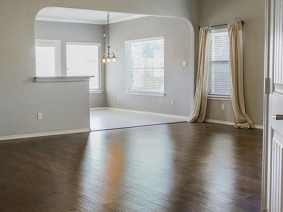 4th image of 1201 Central Village Dr