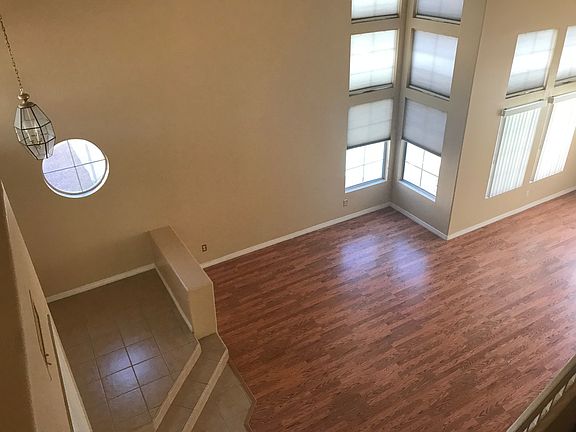 3rd image of 179 W Calle Monte Vista Dr