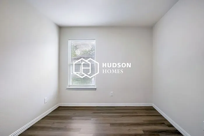 825 Garrison St — Photo 13
