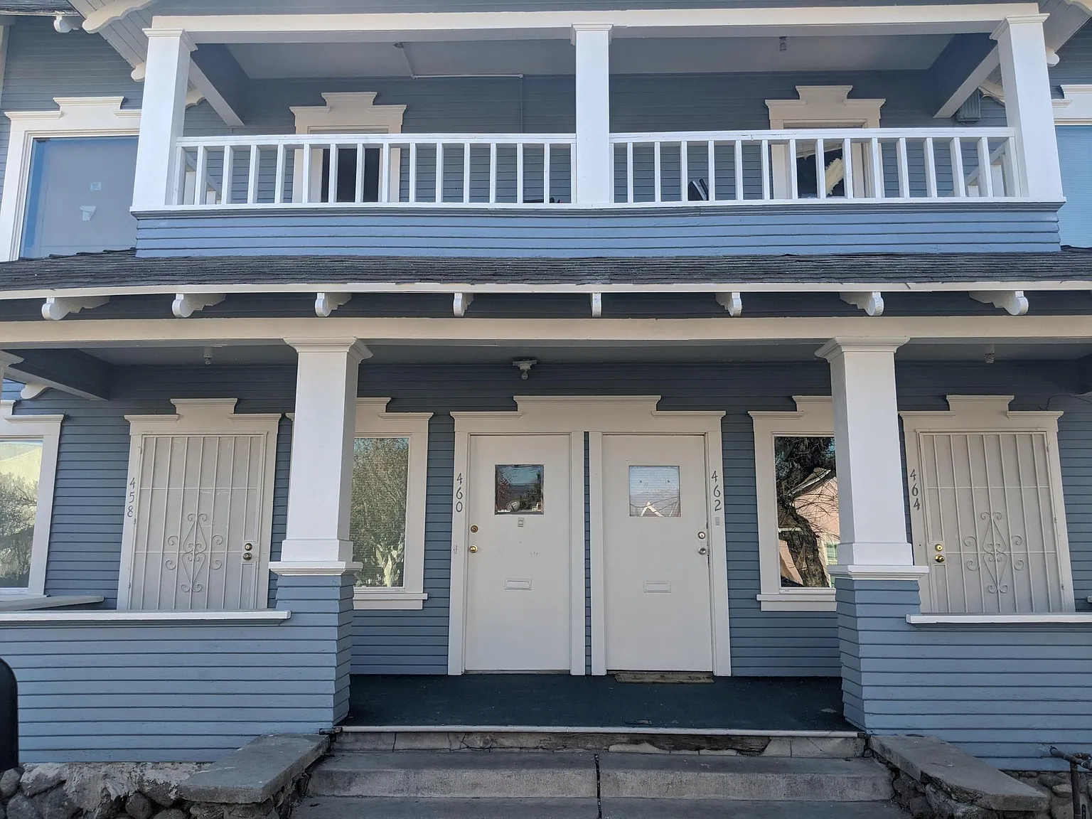 458 W Monterey Ave — Photo 1