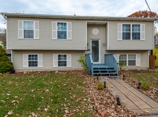 33845 N Oak St, Grayslake, IL
