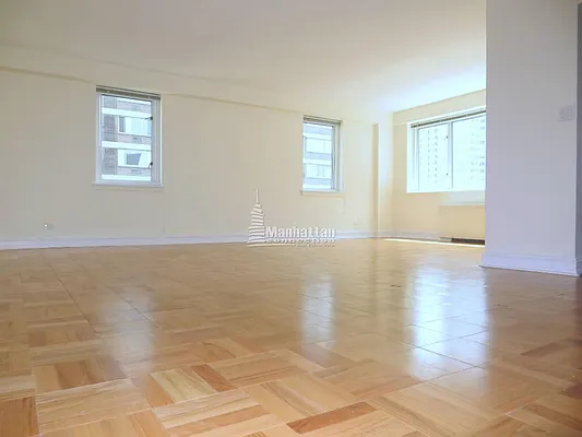 Rented by Manhattan Connection | media 15