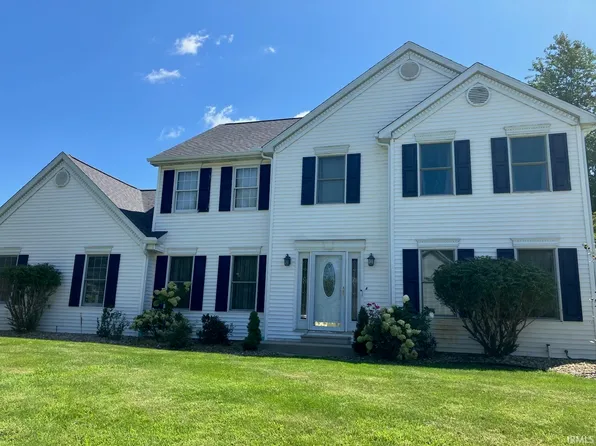 52103 Brendon Hills Dr, Granger, IN 46530