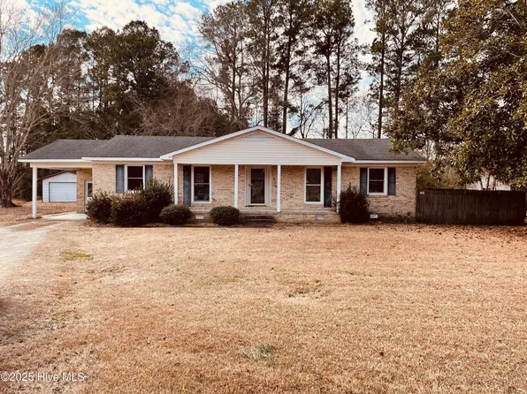 110 Daniels Court, Havelock, NC 28532