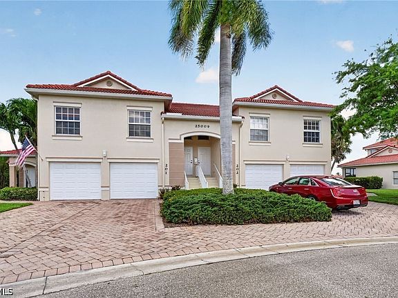 2nd image of 25009 Peacock Ln #1-201