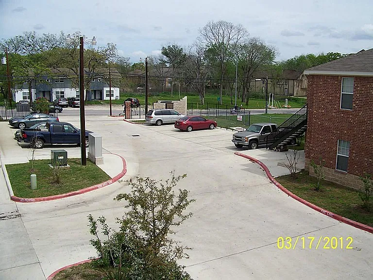 4504 College Main St #114 — Photo 6