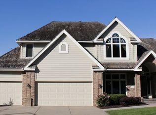 1309 Reeve Dr, Papillion, NE 68046