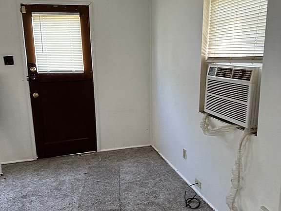 5th image of 10039 Baron Dr