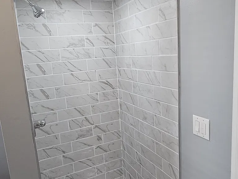 244 W Douglass St — Photo 19