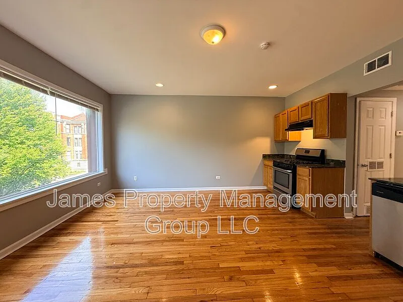 1 bed, 1.0 bath, 650 sqft, $1,500 — Photo 3