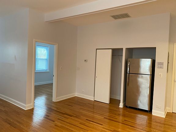 4th image of 2417 N Clybourn Ave APT 2F