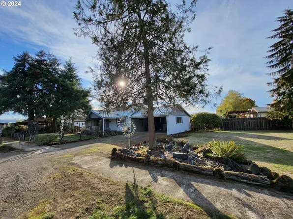 438 SE Clark St, Sheridan, OR 97378