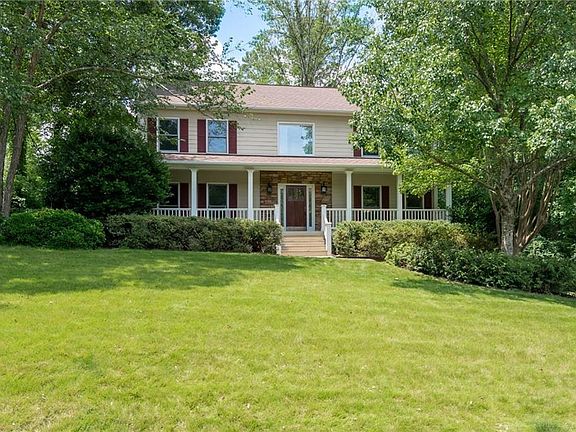 2nd image of 544 Stoneywood Trce SE