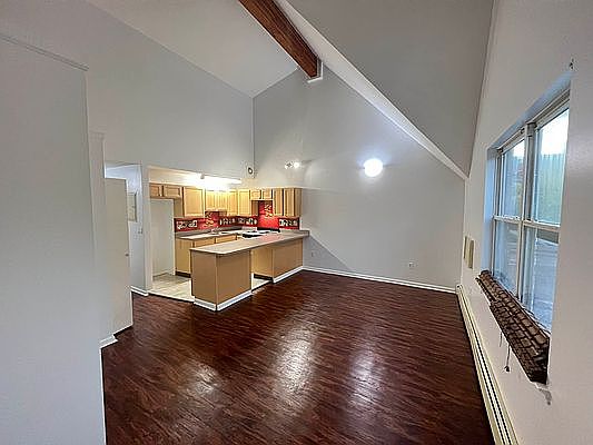 5th image of 24 Noll St Floor 2