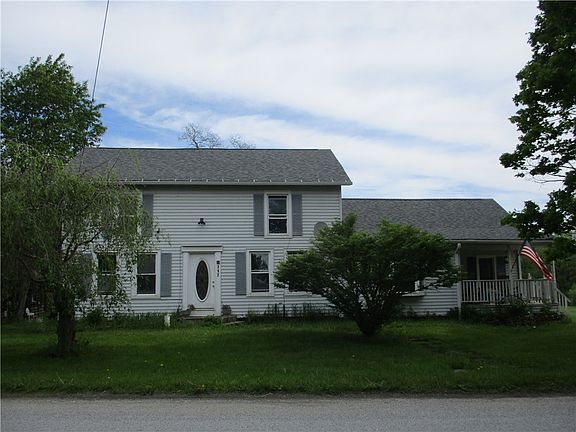 2nd image of 717 Pat Farley Rd