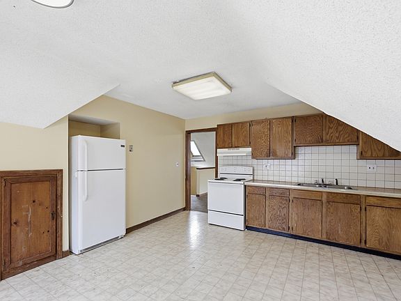 5th image of 19-21 Rutledge Ave