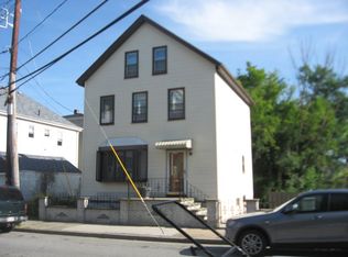 789 Dwelly St, Fall River, MA 02724