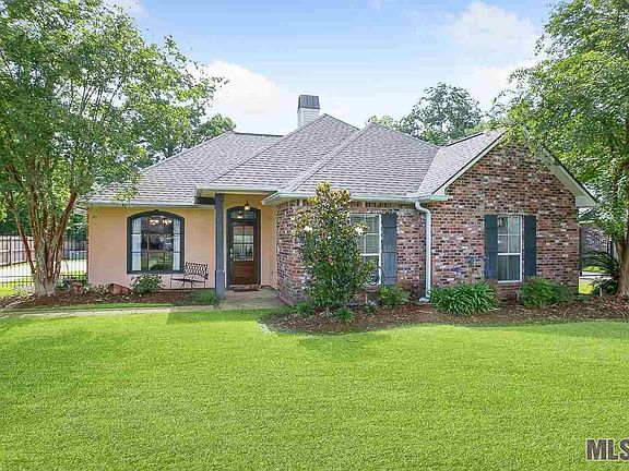 2nd image of 17526 Karen Dr
