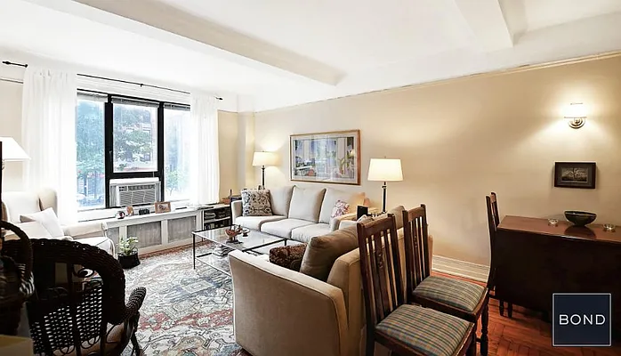 Rented by Bond New York | media 13