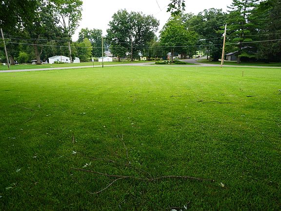 5th image of 1102 Lakeshore Dr SE