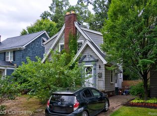 29 Hanover Rd, Pleasant Ridge, MI 48069