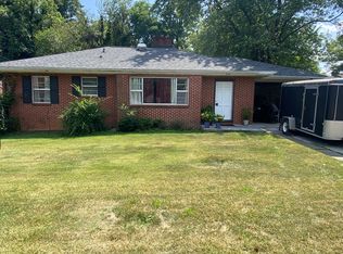 646 Lou Ann St, Salem, VA 24153