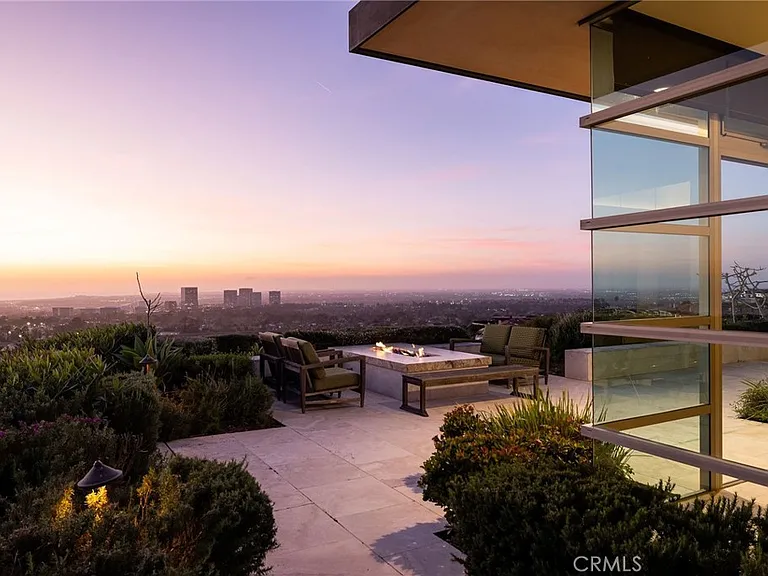 9 Jade Cv — Photo 2