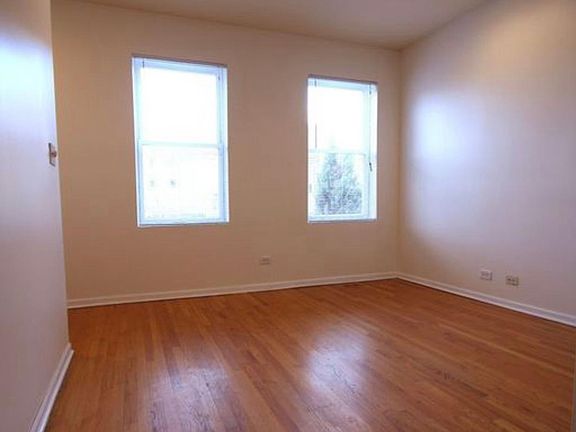 4th image of 3235 W Thomas St #1
