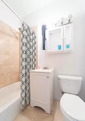 Rented by Platinum Properties | media 15