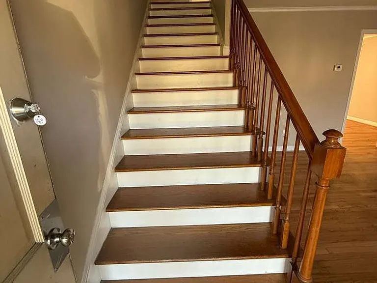 231 W Colonial Dr — Photo 1