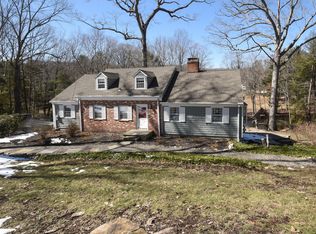 22 Valley Forge Rd, Weston, CT 06883