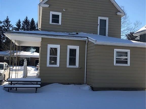 2nd image of 130 Wilton Ave