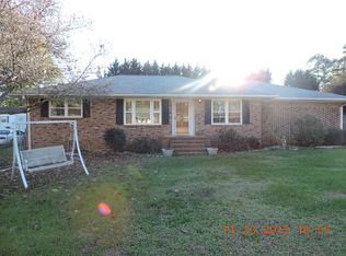 1402 Forest Ln, Anderson, SC 29621